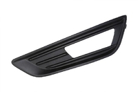 FOCUS Front bumper grille with fog light holes left (FDL01331515L)