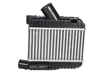 L9 2022- Intercooler radiator right (LNL11190033)