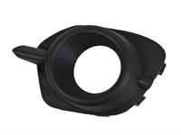 L200 Front bumper grille with fog light holes left (MBL22A00202L)