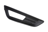 FOCUS Front bumper grille with fog light holes right (FDL01331515R)