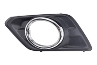 X-TRAIL Front bumper grille with fog light holes left (NSL2013300L)