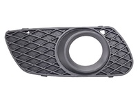 M-CLASS Front bumper grille with fog light holes right (MBL1005292R)